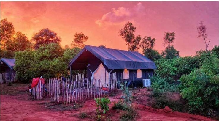 Beyond Community Apartamento Auroville Exterior foto